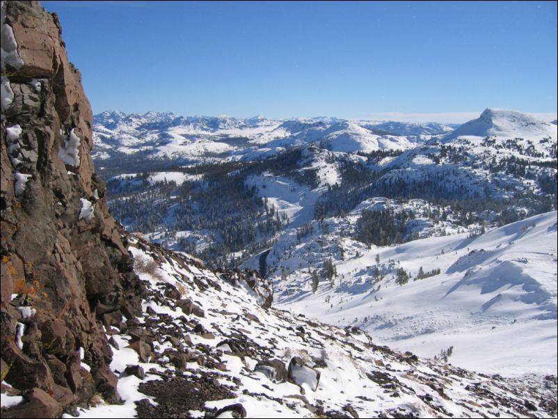 2005-12-09 RedLake (27) Look down from half way up RLpeak